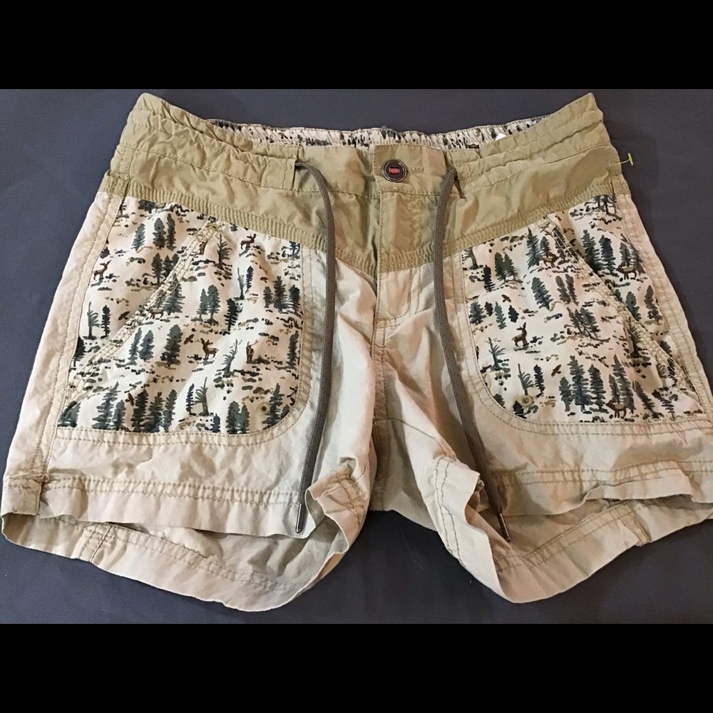 Women’s Columbia Shorts 2